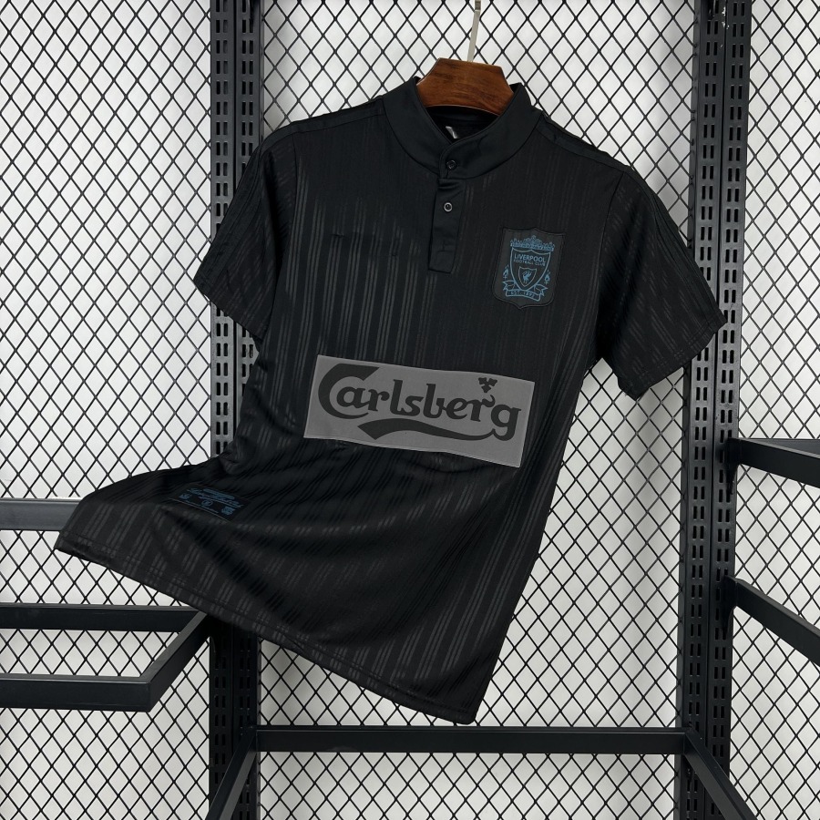 ed7ae9ff9b8cc323a737411f104d470f.jpg Liverpool 1995 Retro Black Premium Voetbalshirt