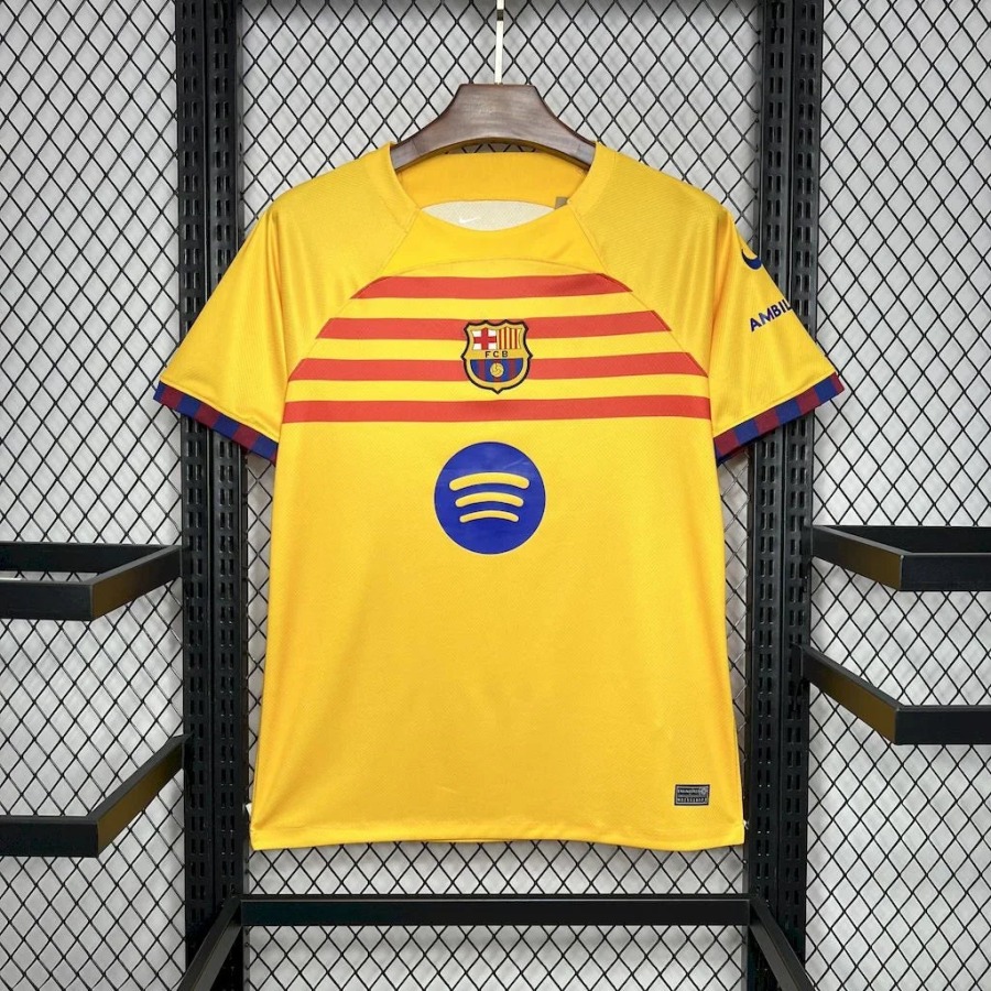 efb6e217bfb0ef5d4731925670465043.jpg FC Barcelona Derde Shirt 2024-2025