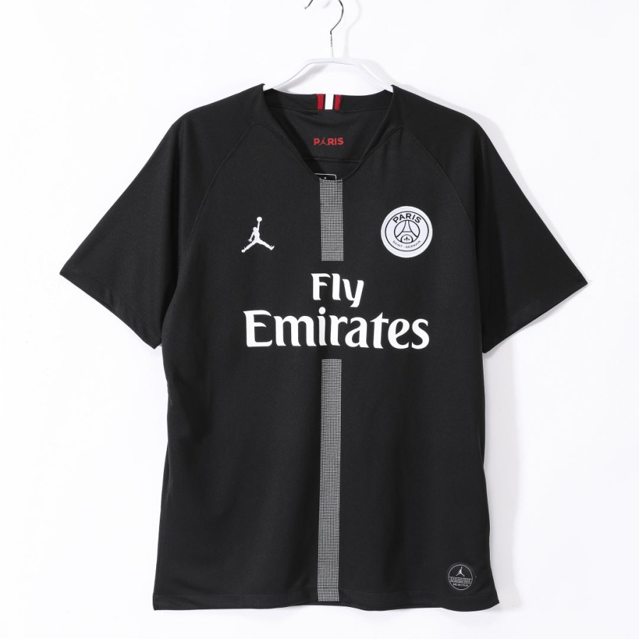 f0964db4e3a4f15c6c6829ba8f985db1.jpg PSG Retro Thuisshirt 2018-2019