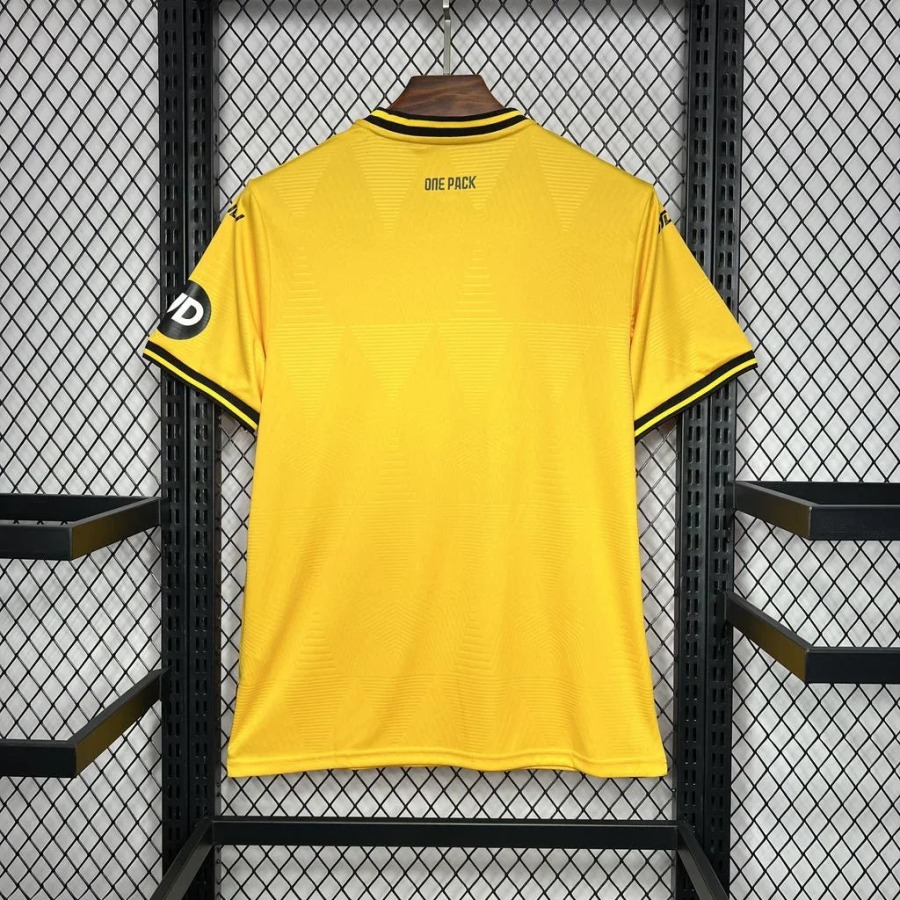 f15d1273.jpg Wolves Thuisshirt 2024-25