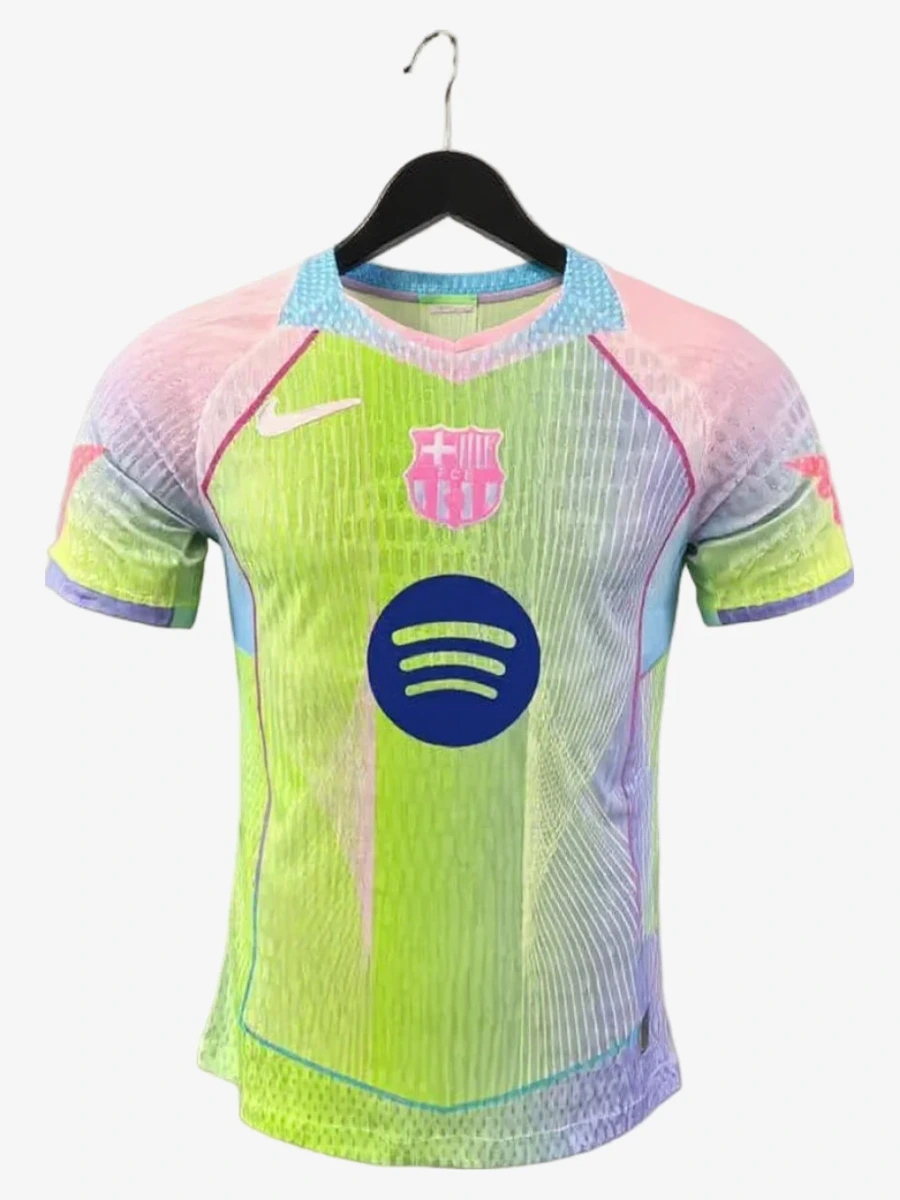 maillot-fc-barcelone-edition-speciale-2025-2026-2 studio v12 Maillot FC Barcelone Édition Spéciale 2025-2026