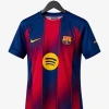 maillot-femme-fc-barcelone-domicile-2025-2026 studio v12 Dames Voetbalshirt FC Barcelona Thuisshirt 2025-2026