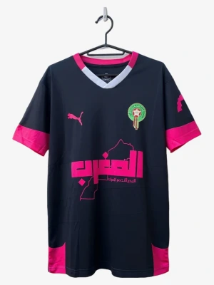 maillot-maroc-concept-rose-2025-2026 studio v12 Voetbalshirt Marokko Concept Roze 2025-2026